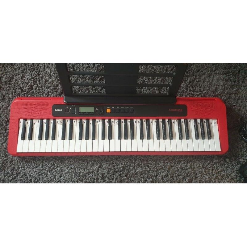 Casio CT-S200RD Keyboard Bundle