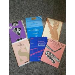 Saxophone beginner books/playalong with CD, music stand, instrument stand