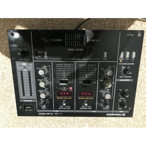 Pioneer DJM 300 mixer