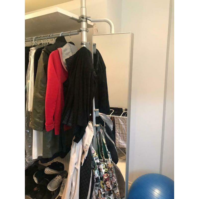 Storage hanging space