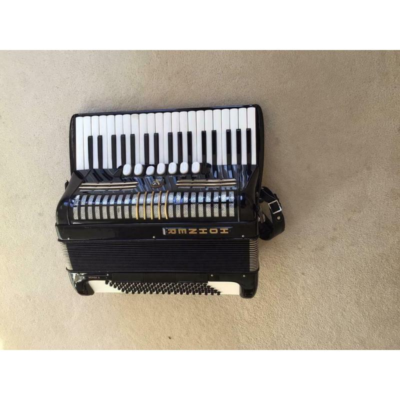 Hohner Verdi ii Accordion