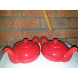 Tea pots