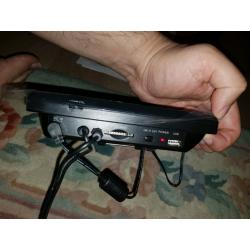DVD player dual screen + 50 dvds bargain