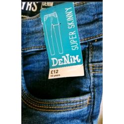 BNWT Girls denim super Skinny Jeans Age 10