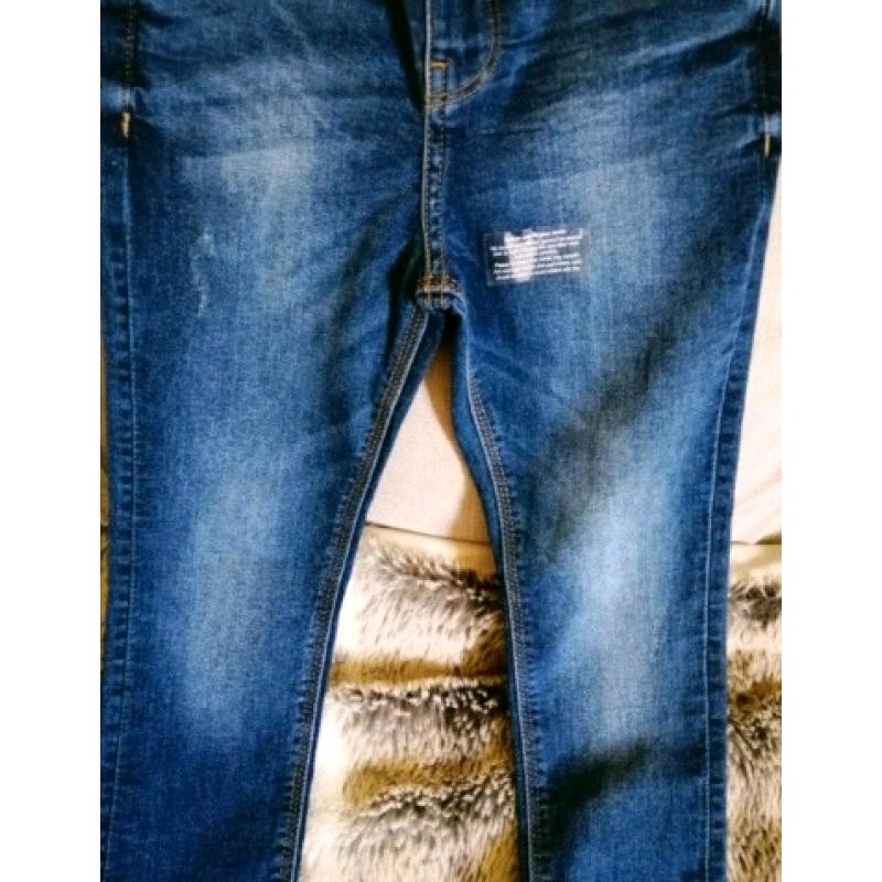 BNWT Girls denim super Skinny Jeans Age 10