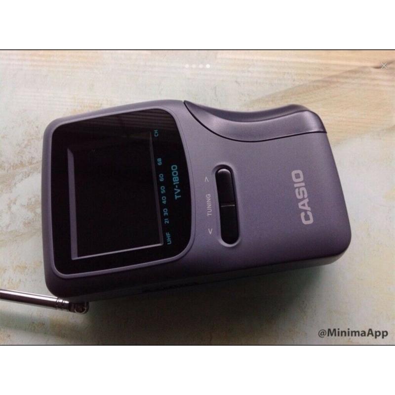 Casio TV-1800 (retro analogue TV)