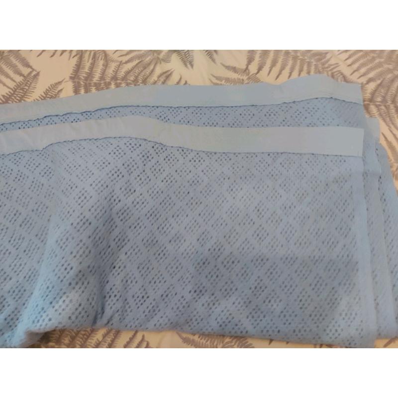 Vintage Blue Cellular Blanket Kingsize