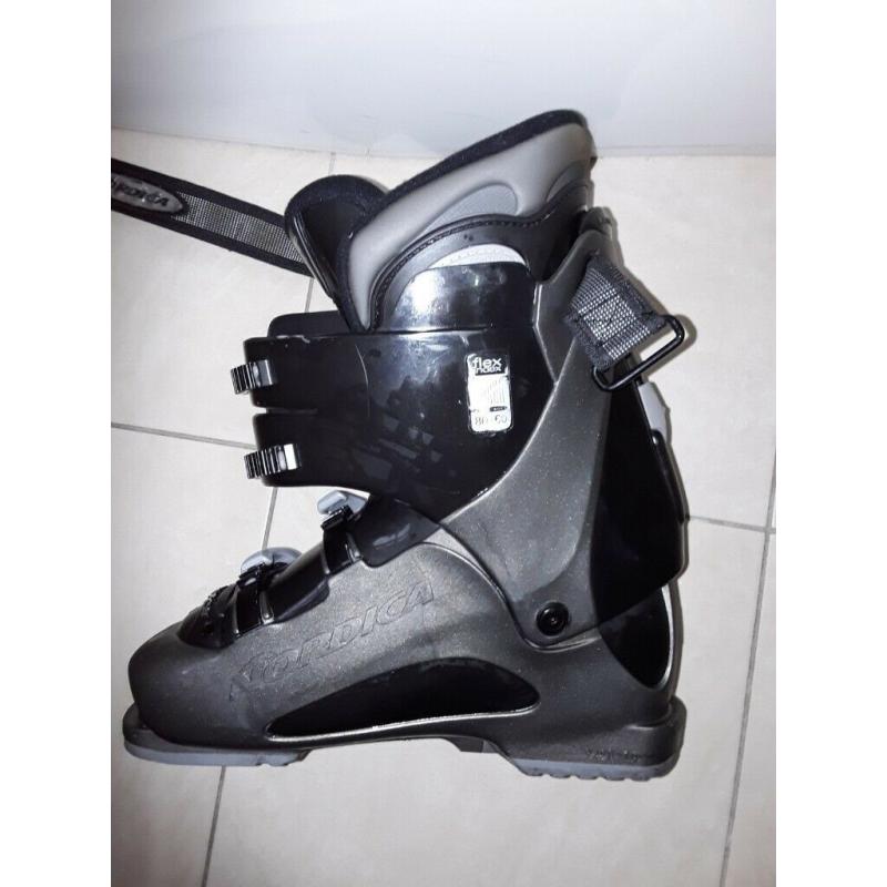 Salomon ski boots