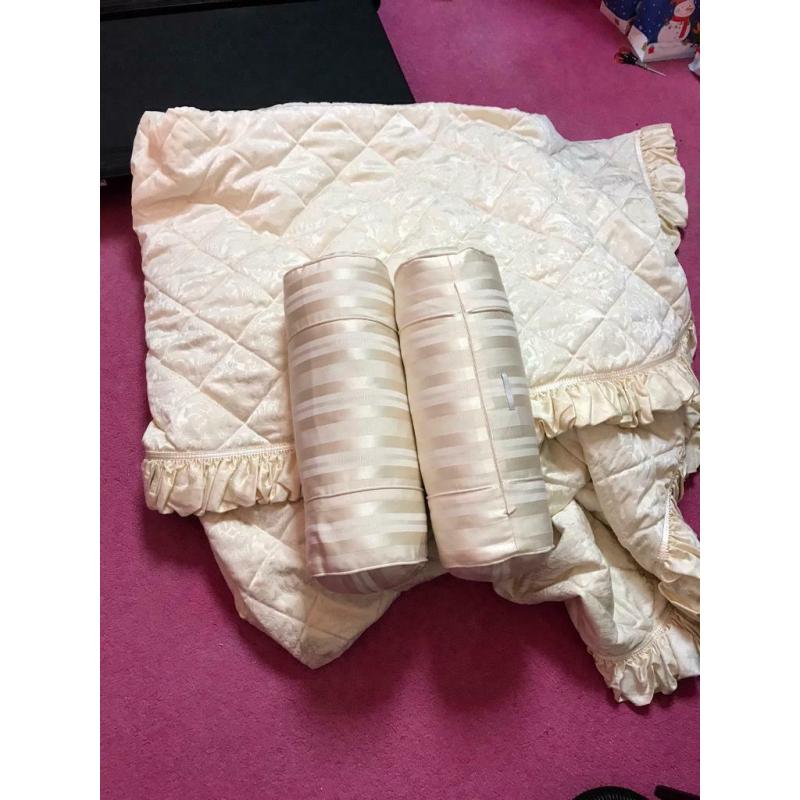 Bedspread