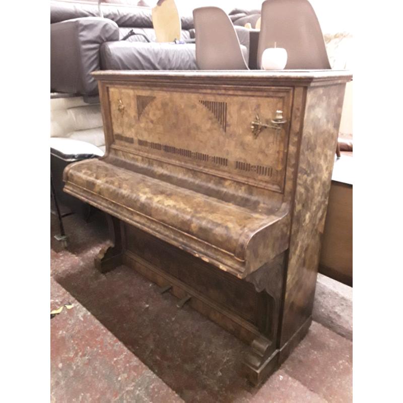 Piano ?50