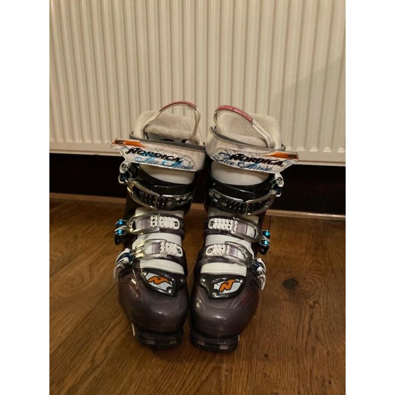 Nordica Free Arrow boots size Uk 4.5 EU 37
