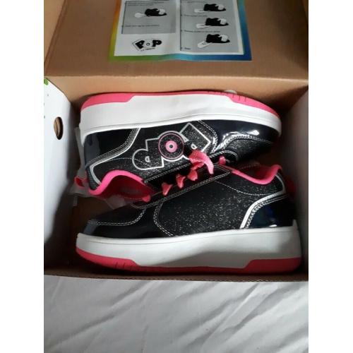 Heelys size 3