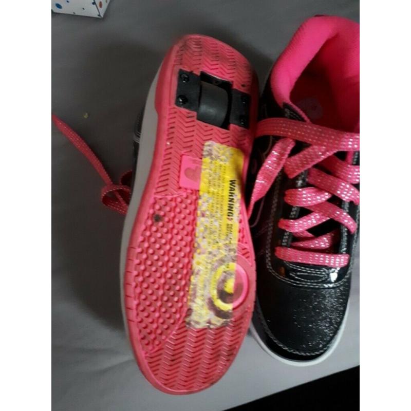 Heelys size 3