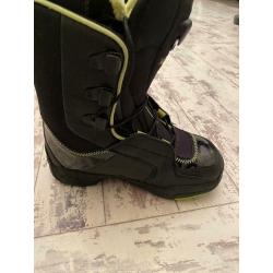 Salomon Fusion F20 snowboard boots