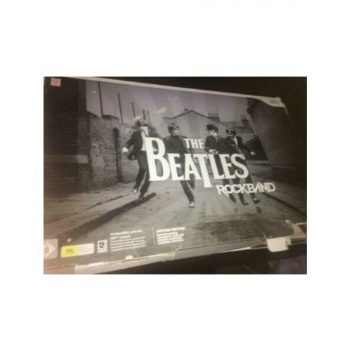 Wii Beatles rock band with guitar and drums and game no pedals in original box one dongle ?30