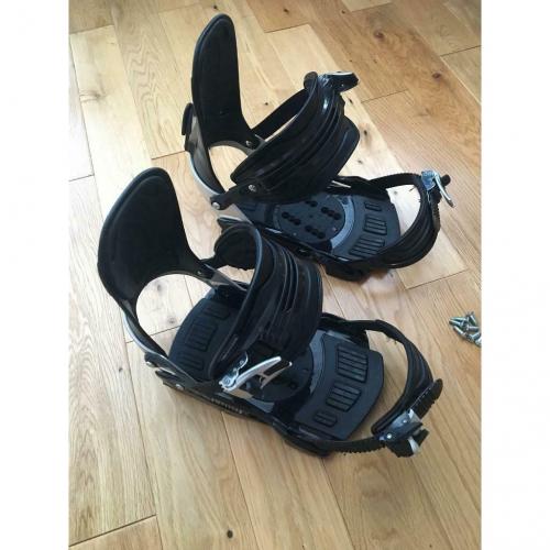Snowboard bindings