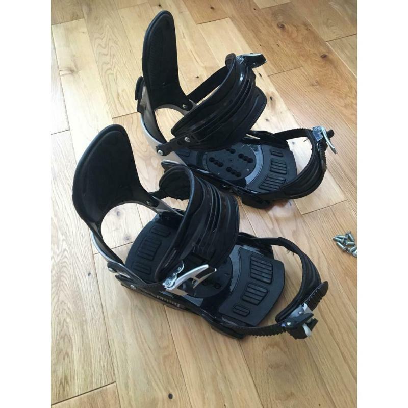 Snowboard bindings