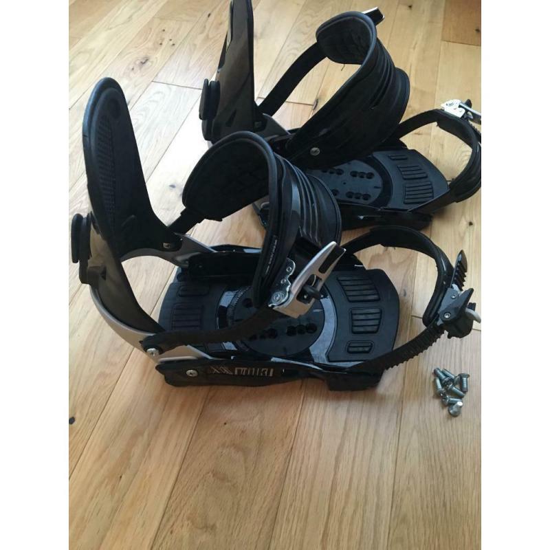 Snowboard bindings