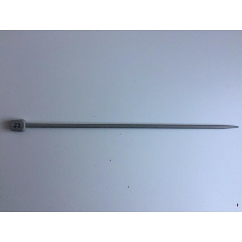 *REDUCED* 4 1/2 mm Knitting Needle