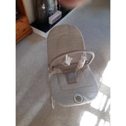 Baby bouncing chair