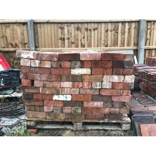 Mixed common bricks 73mm new x 500 off