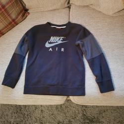 Boys nike air black and grey sweatshirt age 8-10.