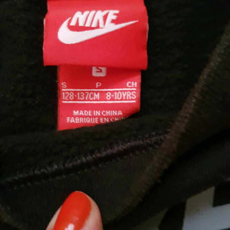 Boys nike air black and grey sweatshirt age 8-10.