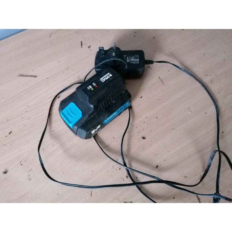 Mac allister 18v battery and charger