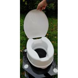 NEW Savanah Raised Toilet Seat with Lid - 6 Inch