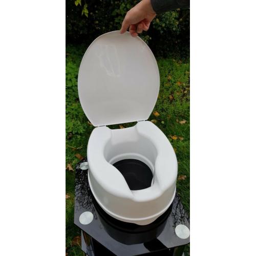 NEW Savanah Raised Toilet Seat with Lid - 6 Inch