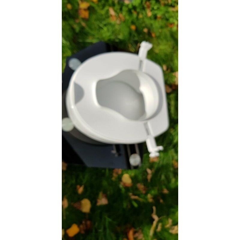 NEW Savanah Raised Toilet Seat with Lid - 6 Inch