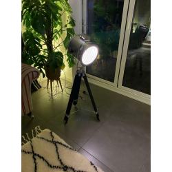 Tripod floor lamp, black/silver