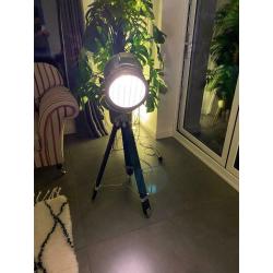 Tripod floor lamp, black/silver