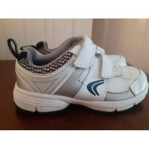 Clarks leather trainers almost new.
