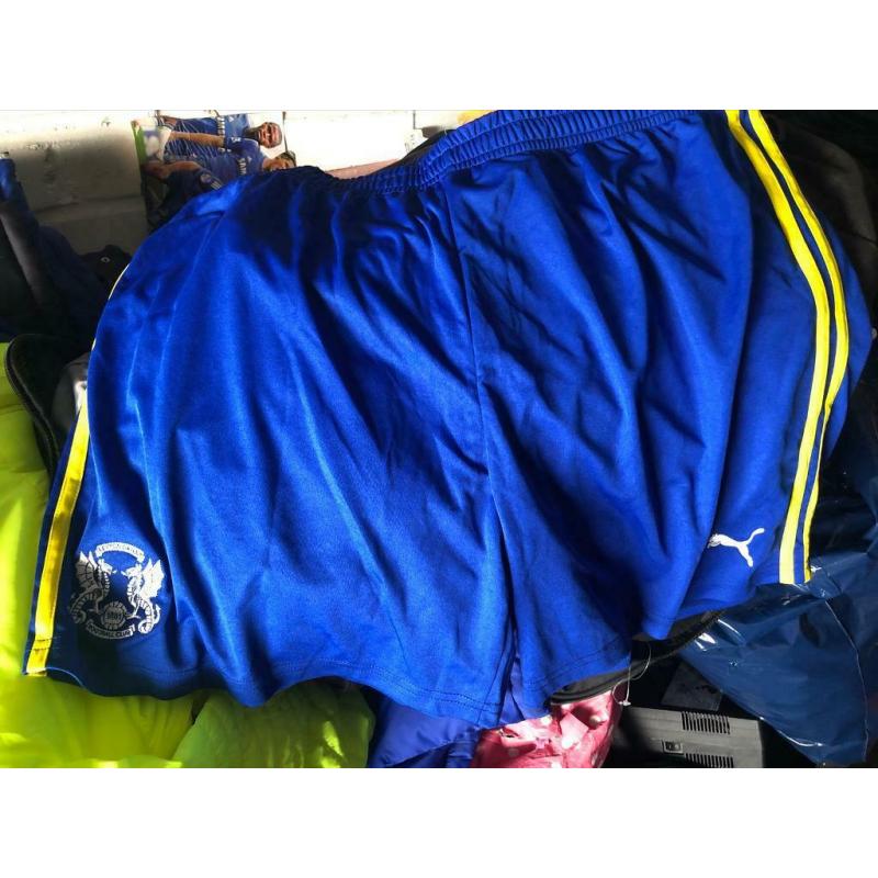 Brand new with tags 30 pairs of puma layton Orient shorts