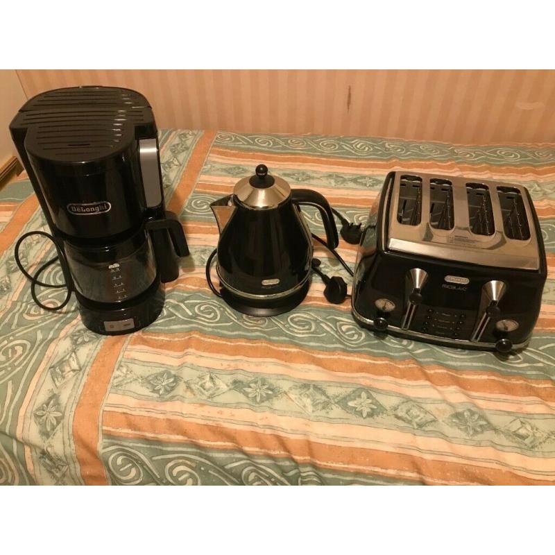 DeLonghi Kettle/Toaster/Coffee Machine