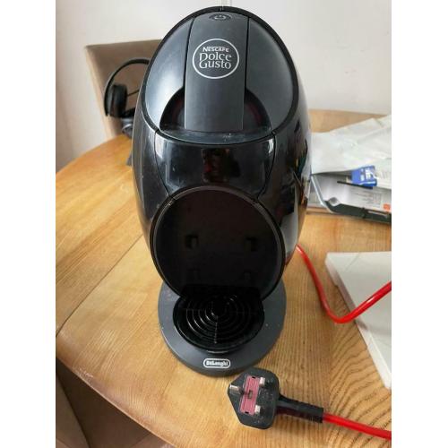 Dolce Gusto Nescaf? coffee machine