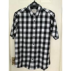 Men?s medium clothing